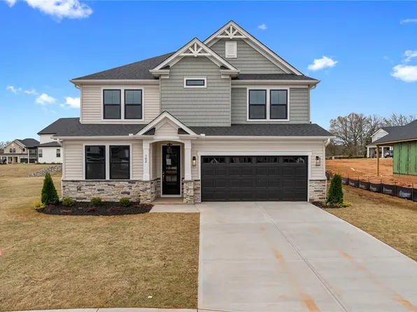 302 Red Oak Ct, Anderson, SC 29621