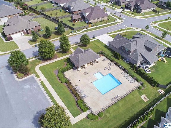 4th image of 7508 Hadleigh Crest Dr SE