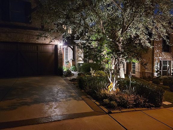 3rd image of 2112 S Hill Dr