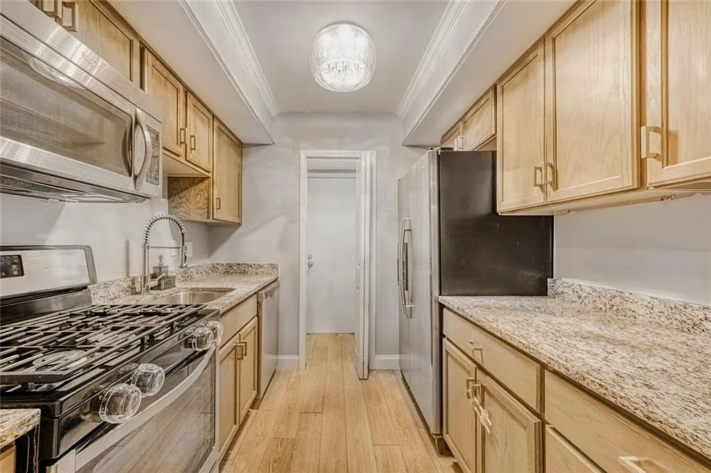 2 bed, 2.0 bath, 1253 sqft, $1,850 — Photo 4