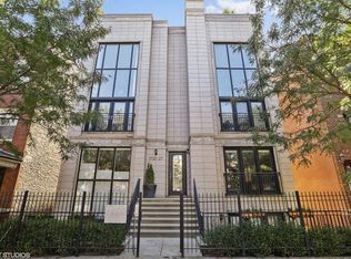 1725 W Pierce Ave #2, Chicago, IL 60622
