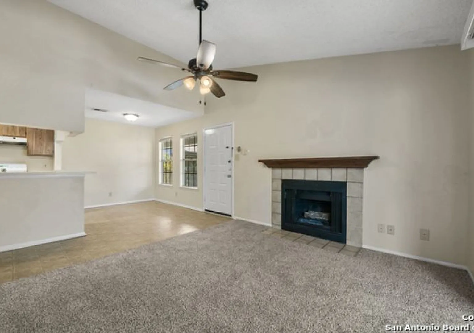 2 Bed 1 Bath Condo in Highland Park Condos — Photo 4