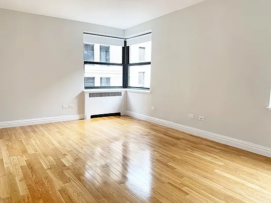 Rented by Stonehenge NYC LLC | media 5