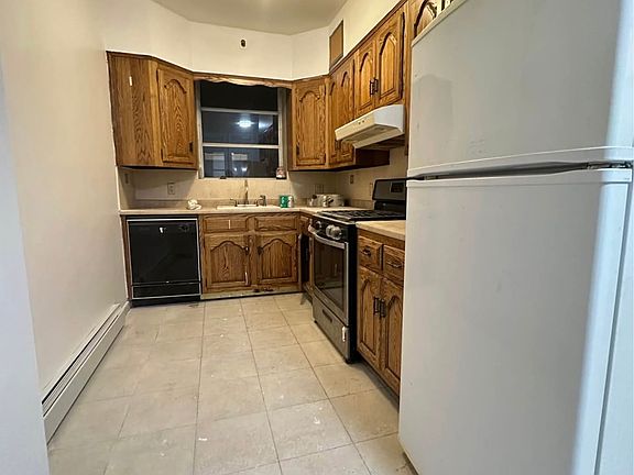 5th image of 1665 66th St APT 2R