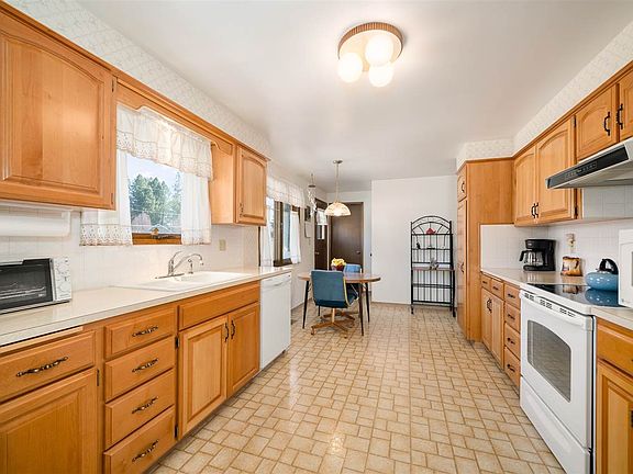 5th image of 4003 S Sundown Dr