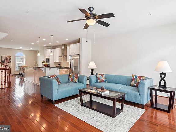 2nd image of 3636 Worthington Blvd