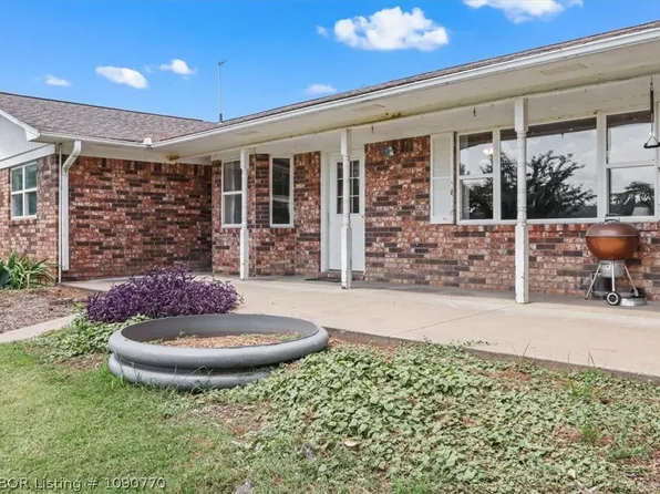 16182 Mountain Way Ln, Heavener, OK 74937