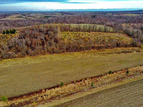 3rd image of N2717 Timberlane Dr