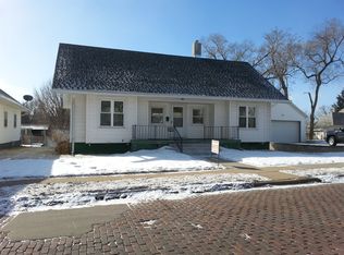 3309 Arbor St, Omaha, NE 68105