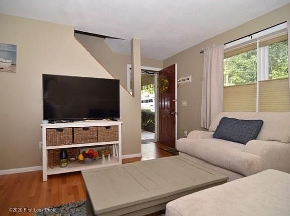 3rd image of 73 Niblick Cir #115