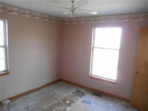 3rd image of 18503 E Ponca Ct