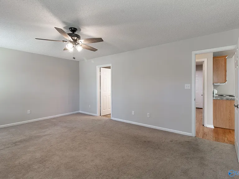 114 Clover Ridge Dr — Photo 5