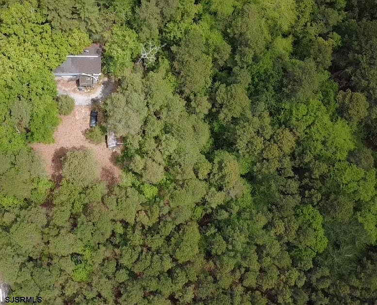 2nd image of 4859 Pleasant Mills Rd