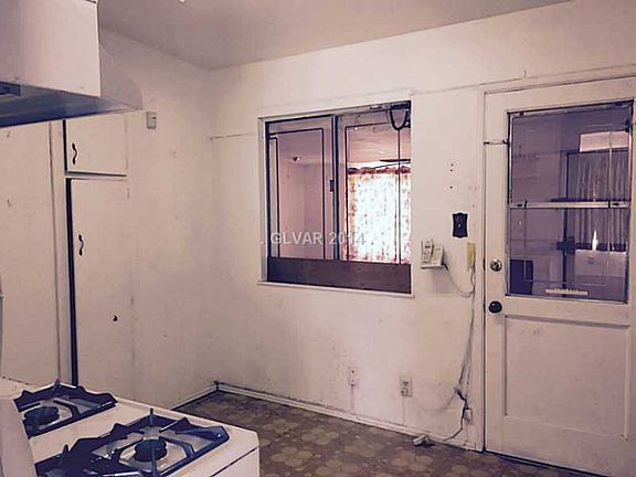 4th image of 3732 Waikiki Ave