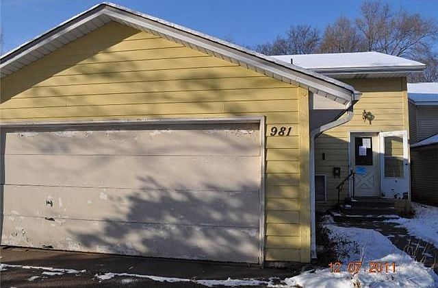 1st image of 981 Omaban St