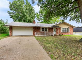 3918 College View Dr, Joplin, MO 64801