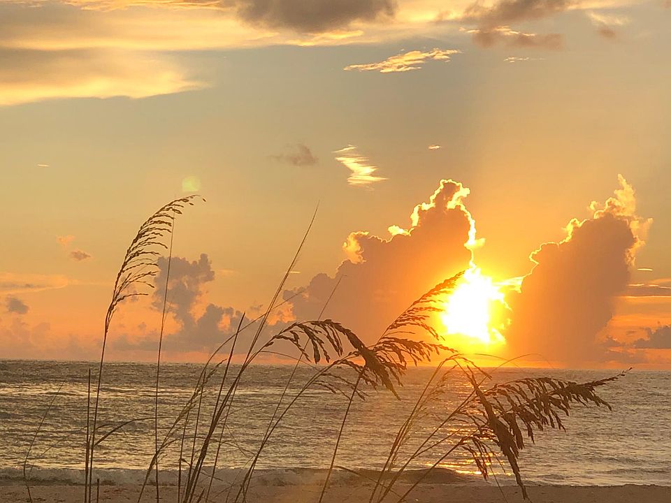 Paradise is only 2 miles from the house