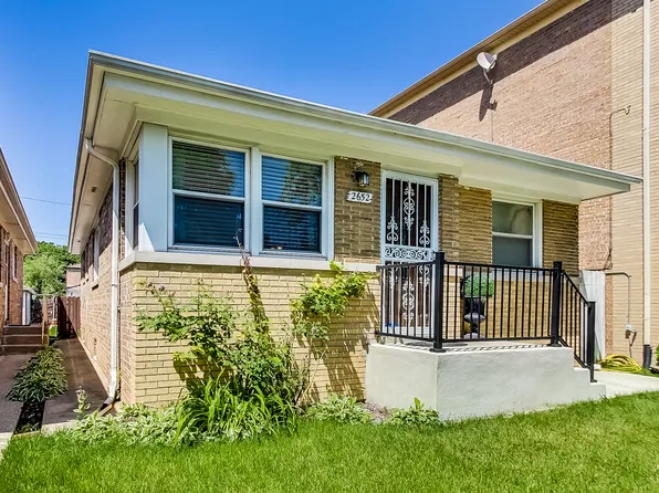 (undisclosed Address), Chicago, IL 60625