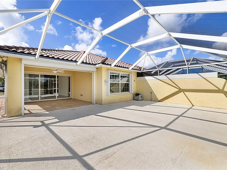 7539 Novara Ct — Photo 27