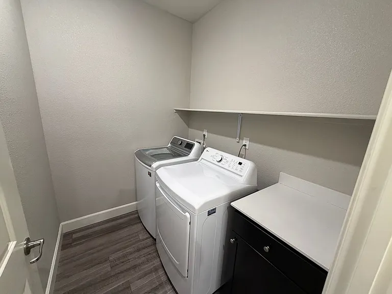 7285 Overture Dr — Photo 11