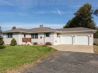 1901 Dixon Rd, Rock Falls, IL 61071