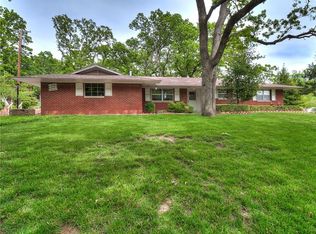 2700 Oakridge Dr, Bethany, OK 73008
