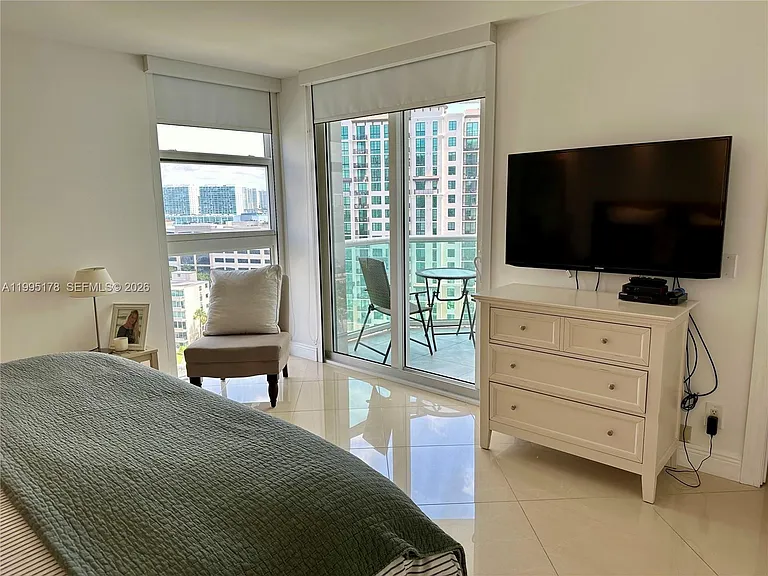 100 Bayview Dr #1405 — Photo 25