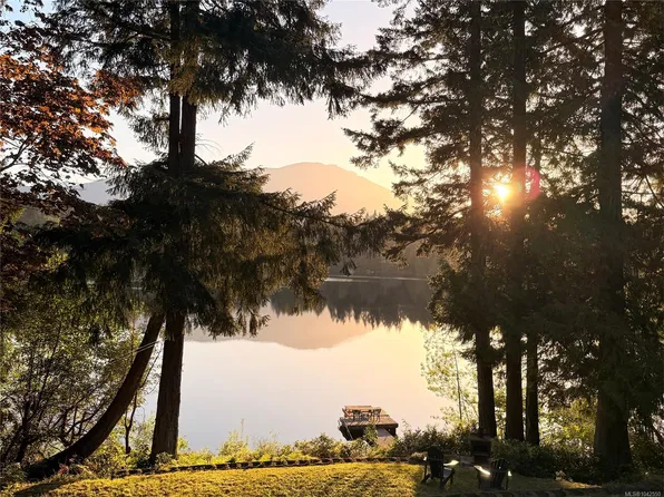 9370 Cottonwood Rd, North Cowichan, BC V0R 1K5