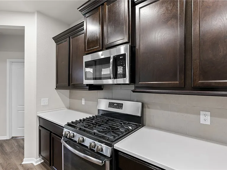 6308 Eldora Dr — Photo 11
