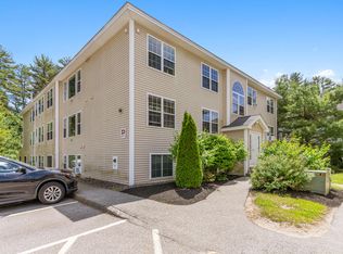 18 Smithwheel Rd APT 69, Old Orchard Beach, ME 04064