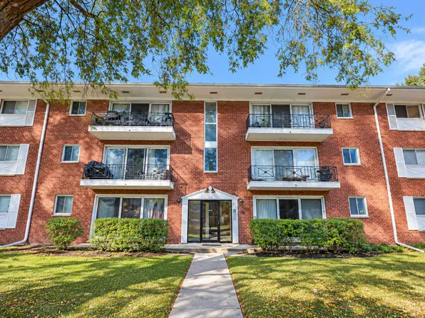 10117 Old Orchard Ct Unit 103, Skokie, IL 60076