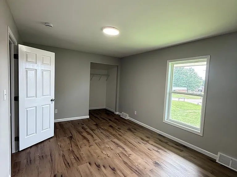 2834 Independence St — Photo 12