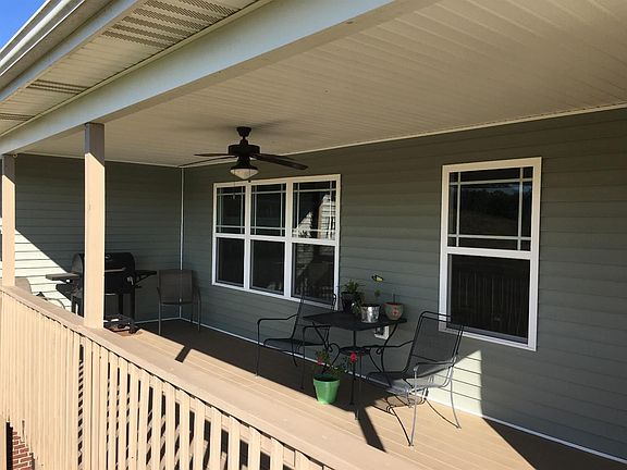 3rd image of 176 Westwoods Dr