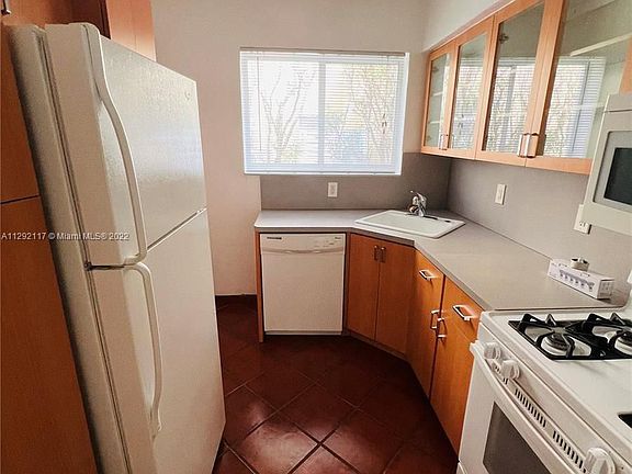 5th image of 4800 Pine Tree Dr APT 103