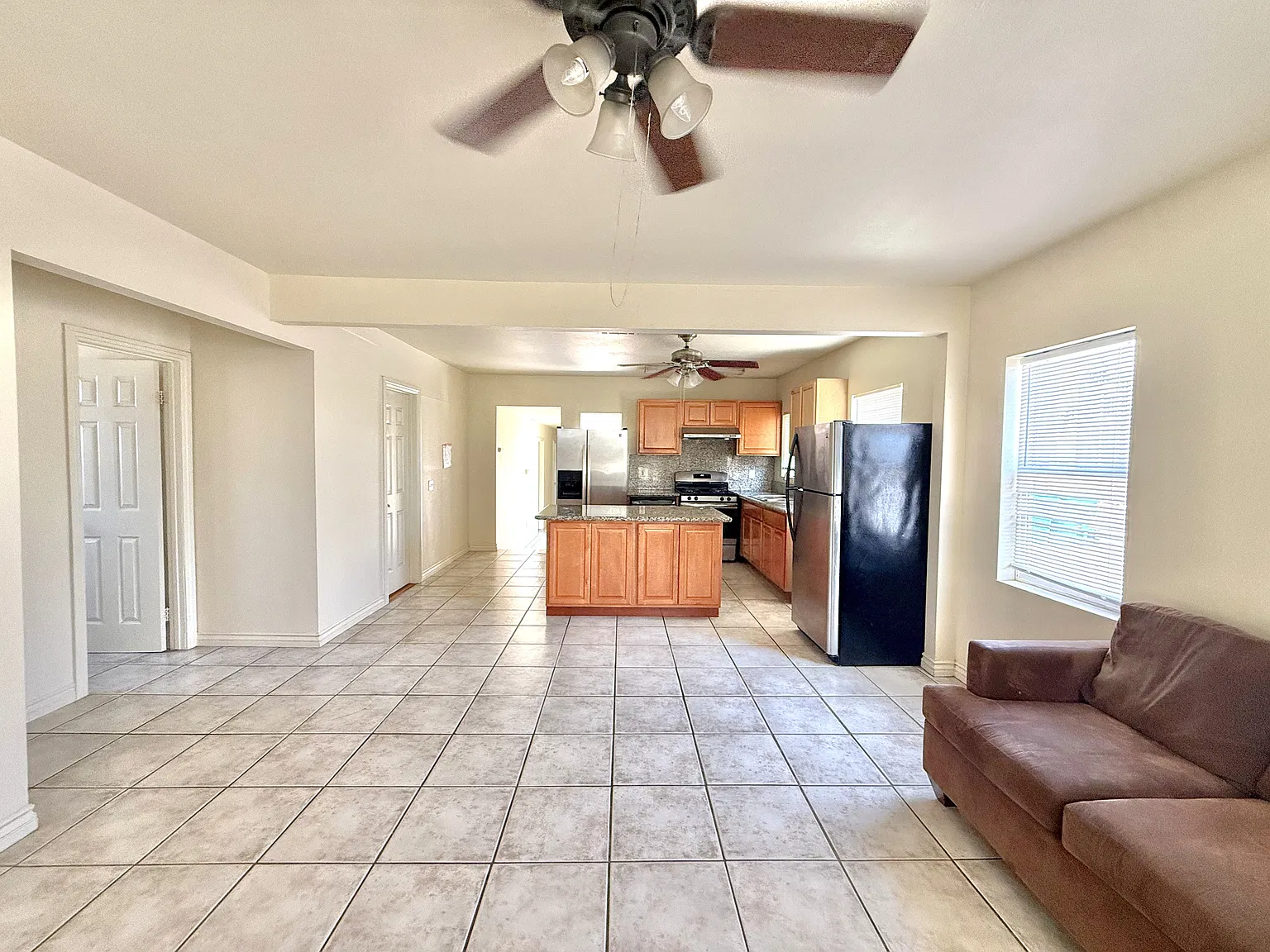 5137 La Dorna St — Photo 3