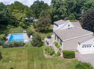 75 Ironworks Hill Rd, Brookfield, CT 06804