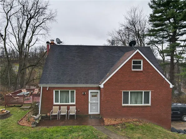 131 8th Ave, West Mifflin, PA 15122