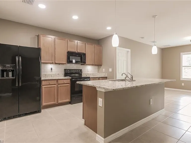 26978 Wildwood Pines Ln — Photo 8