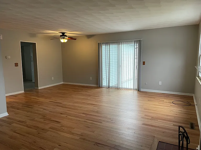 7560 Toweron Ln — Photo 7