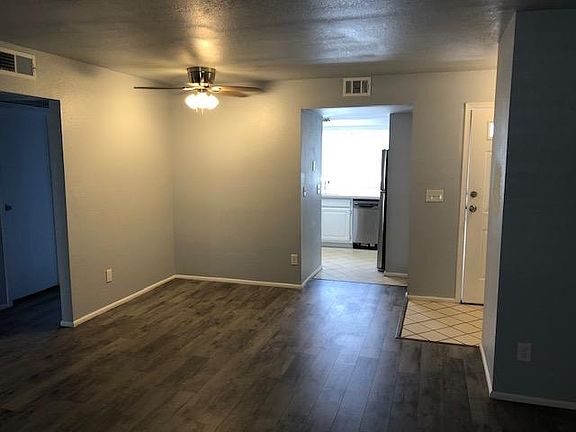 5th image of 15402 N 28th St Unit 126