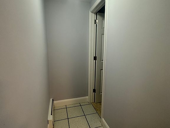 5th image of 58 Otsego St Floor 1