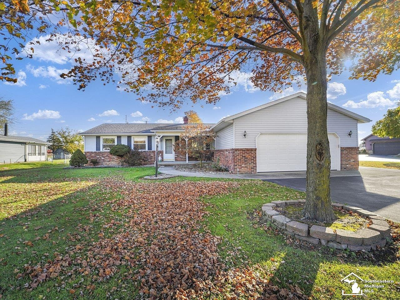 9240 Summit St, Erie, MI 48133 Zillow
