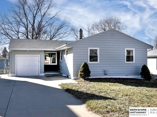 7921 Joseph St, Omaha, NE 68124
