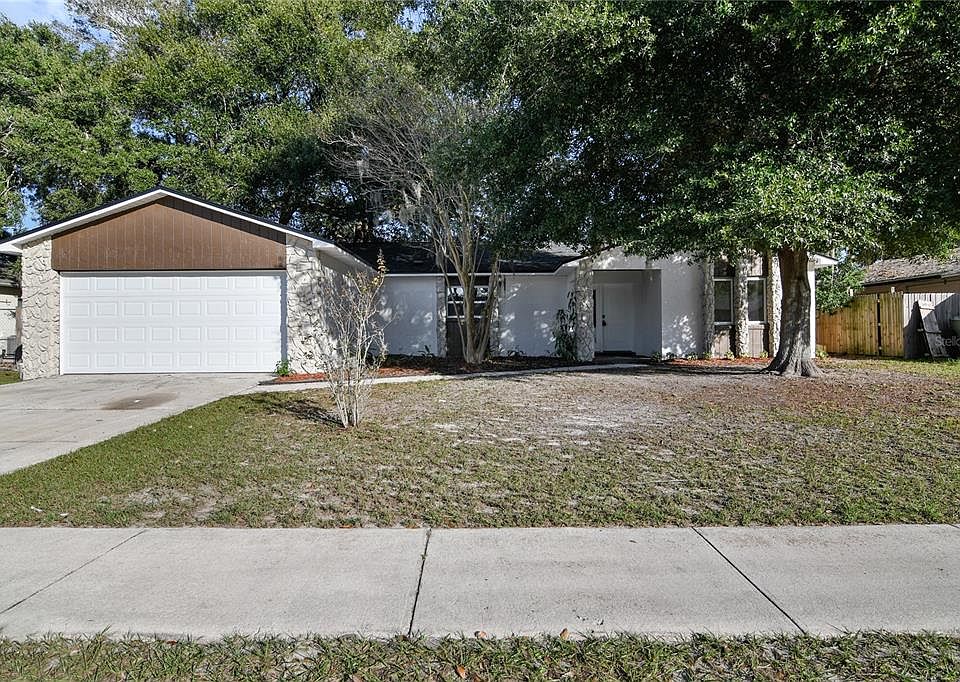 1st image of 2433 Benjamin Dr