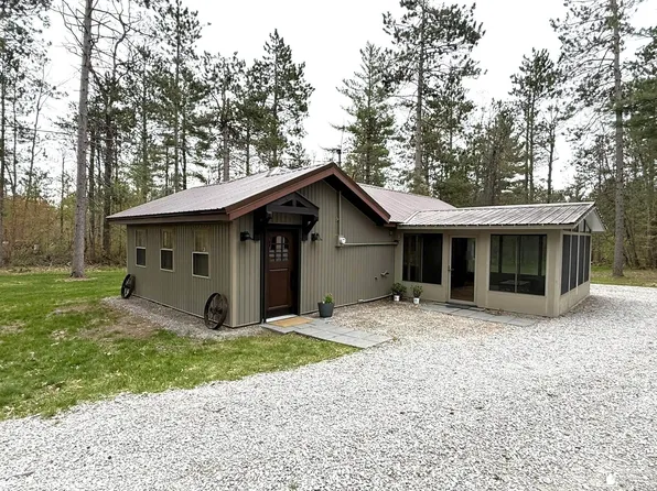 1391 Hill Rd, Lewiston, MI 49756