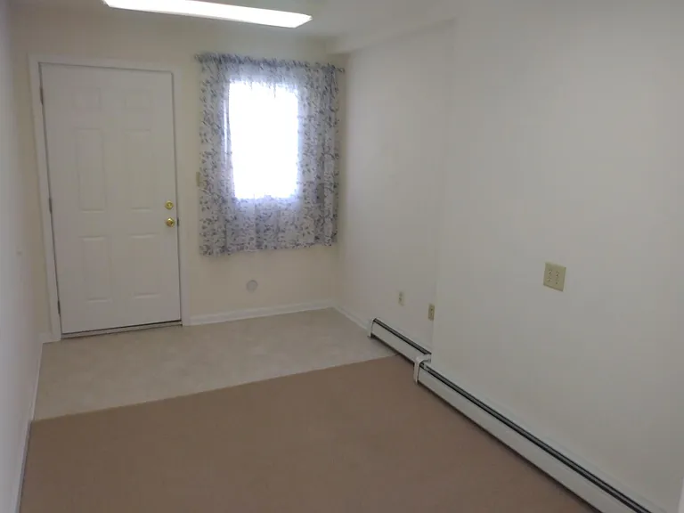 20434 Jefferson Blvd — Photo 7