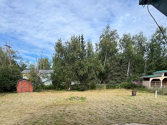 4th image of 2165 E Grizzly Bear Dr