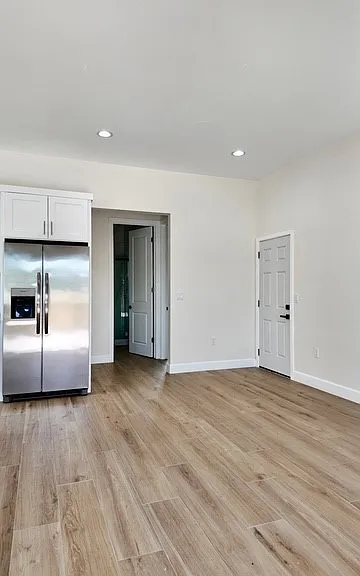 4871 Independence St — Photo 7