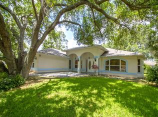 597 Benedictine Ter, Sebastian, FL 32958