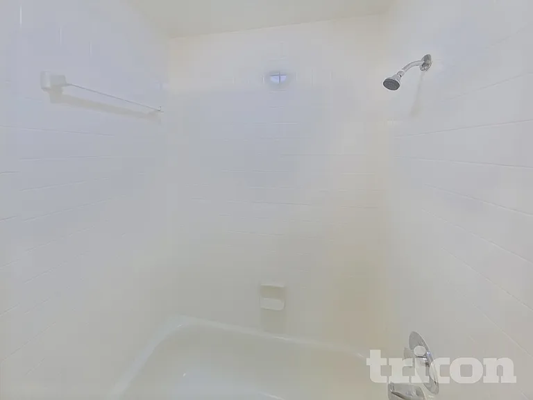 185 Trout St — Photo 14